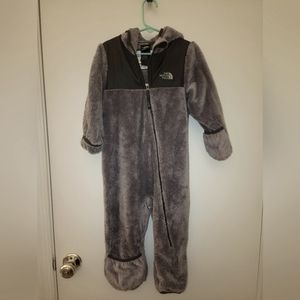 The North Face zip-up fleece bunting. size 18-24 months. EUC